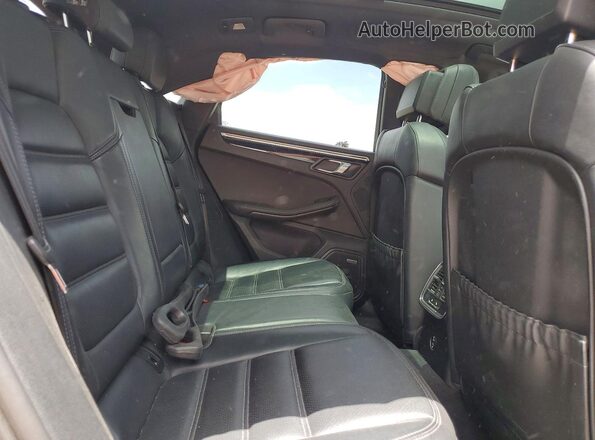 WP1AA2A59RLB10384 2024 PORSCHE MACAN Gray Widok wnętrza z tyłu