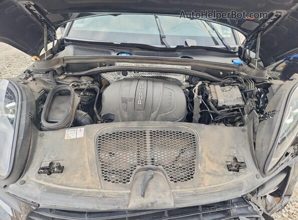 WP1AA2A5XLLB13639 2020 PORSCHE MACAN Black Vista del compartimento del motor