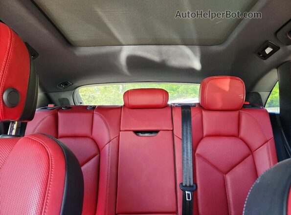 WP1AA2A5XPLB14537 2023 PORSCHE MACAN White Հետևի նստատեղերի տեսք