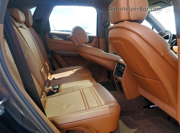 WP1AA2AY1KDA03405 2019 PORSCHE CAYENNE Черный Вид задних сидений