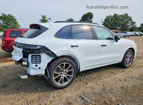 WP1AA2AY1RDA09554 2024 PORSCHE CAYENNE White Rear right