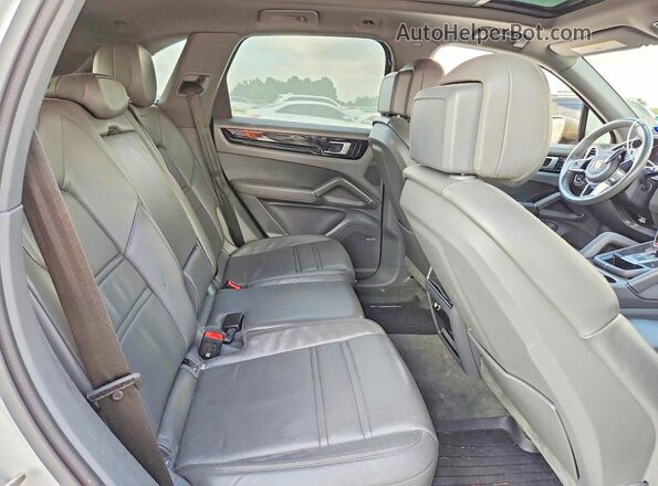 WP1AA2AY2KDA05230 2019 PORSCHE CAYENNE Белый Вид задних сидений