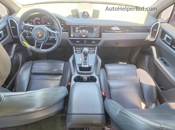 WP1AA2AY2KDA18835 2019 PORSCHE CAYENNE Black Vista del salpicadero
