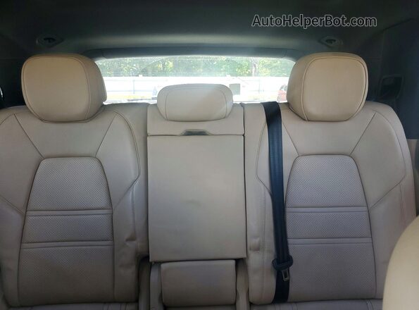 WP1AA2AY2PDA01671 2023 PORSCHE CAYENNE Black Vista de los asientos traseros