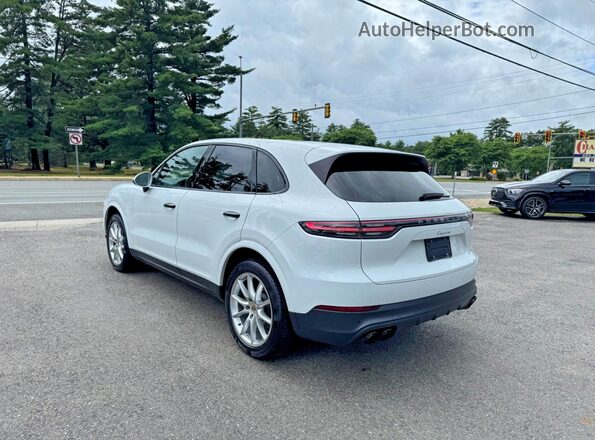 WP1AA2AY3KDA07262 2019 PORSCHE CAYENNE Белый Вид спереди
