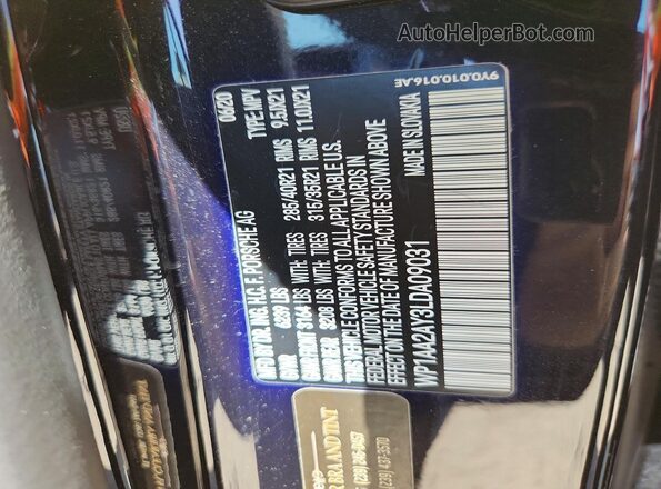 WP1AA2AY3LDA09031 2020 PORSCHE CAYENNE Black Engine compartment view