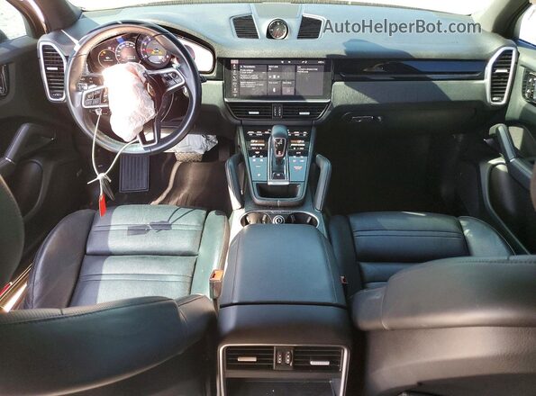 WP1AA2AY5LDA01433 2020 PORSCHE CAYENNE Gray Առջևի վահանակի տեսք