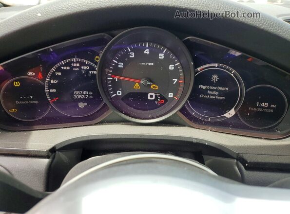 WP1AA2AY6LDA05751 2020 PORSCHE CAYENNE Gray Սարքավորումների վահանակի տեսք