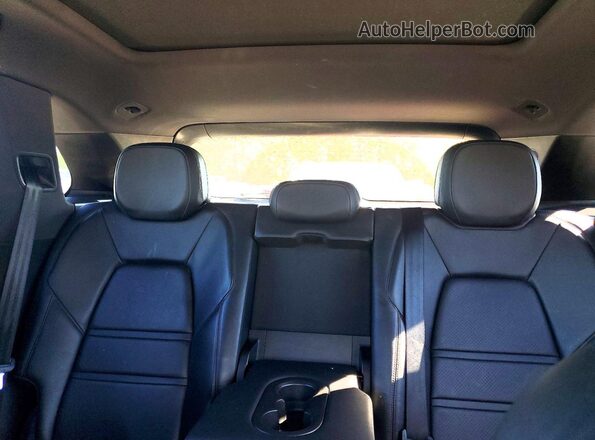 WP1AA2AY8KDA17981 2019 PORSCHE CAYENNE Brown უკანა სავარძლების ხედი