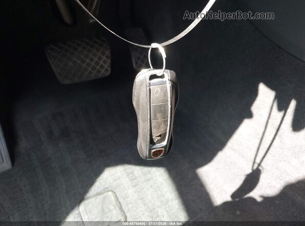 WP1AA2AY9KDA03409 2019 PORSCHE CAYENNE Purple Вид панелі приладів