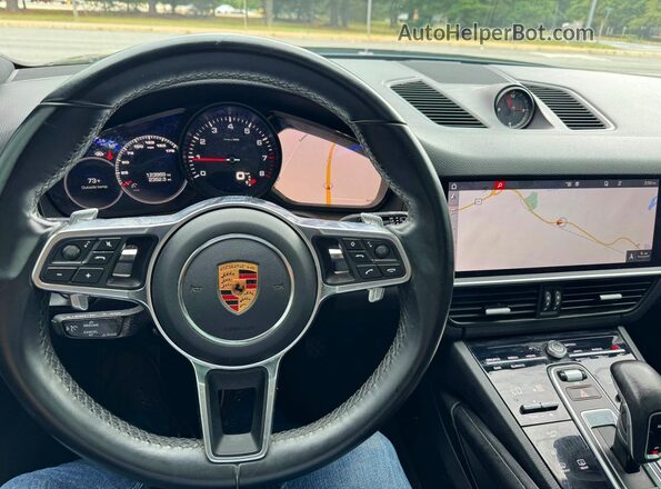 WP1AA2AY9KDA09016 2019 PORSCHE CAYENNE Blue Vista interior delantera