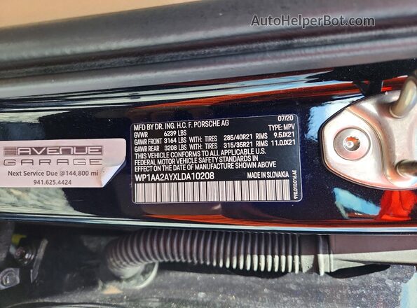 WP1AA2AYXLDA10208 2020 PORSCHE CAYENNE Black Engine compartment view