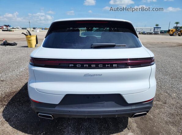 WP1AA2AYXTDA04005 2026 PORSCHE CAYENNE White Вид ззаду