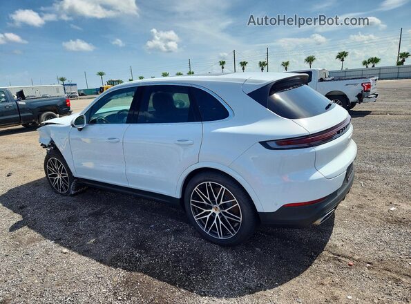 WP1AA2AYXTDA04005 2026 PORSCHE CAYENNE White Задня ліва чверть