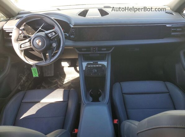WP1AA2XA8RL001464 2024 PORSCHE MACAN Silver Widok deski rozdzielczej