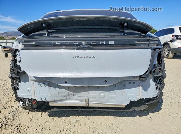 WP1AA2XA8RL001464 2024 PORSCHE MACAN Silver Widok z tyłu