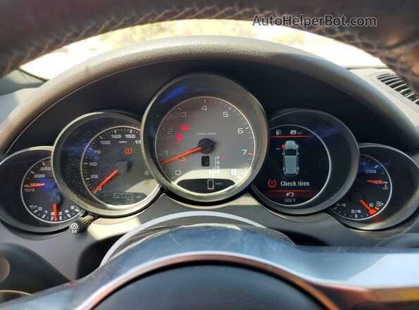 WP1AB2A24HLA52752 2017 PORSCHE CAYENNE White Instrument cluster view