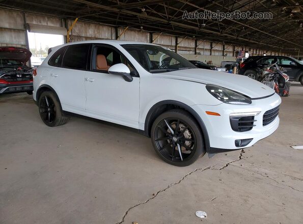 WP1AB2A27HLA50123 2017 PORSCHE CAYENNE White Przód prawy