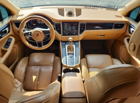 WP1AB2A50GLB50282 2016 PORSCHE MACAN Black Dashboard view