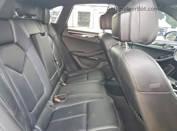 WP1AB2A50JLB34123 2018 PORSCHE MACAN Черный Вид задней части салона
