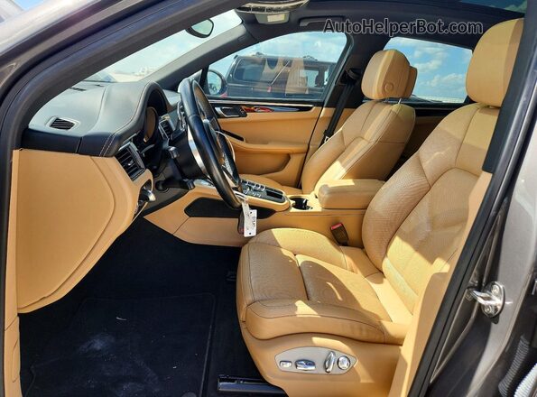 WP1AB2A51JLB31506 2018 PORSCHE MACAN Gray Widok wnętrza z przodu