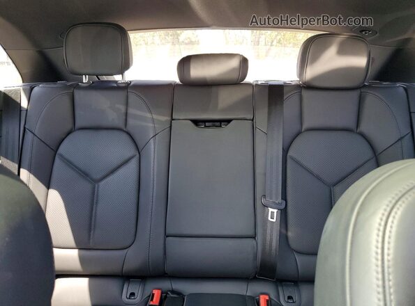 WP1AB2A51MLB30084 2021 PORSCHE MACAN Charcoal Հետևի նստատեղերի տեսք