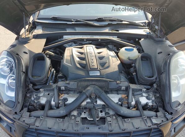 WP1AB2A54GLB54853 2016 PORSCHE MACAN Black Engine compartment view