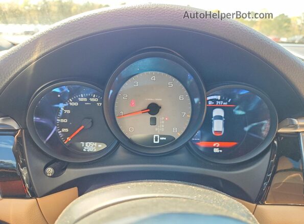 WP1AB2A54JLB31533 2018 PORSCHE MACAN Maroon Widok zestawu wskaźników