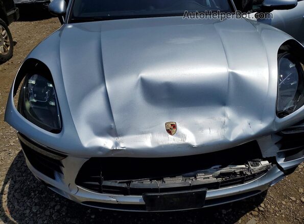 WP1AB2A54JLB35503 2018 PORSCHE MACAN Silver Շարժիչի բաժամունքի տեսք