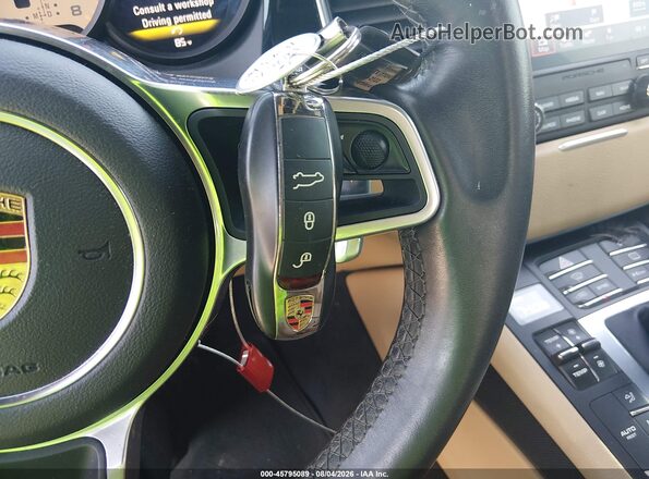 WP1AB2A55HLB18266 2017 PORSCHE MACAN White Առջևի վահանակի տեսք