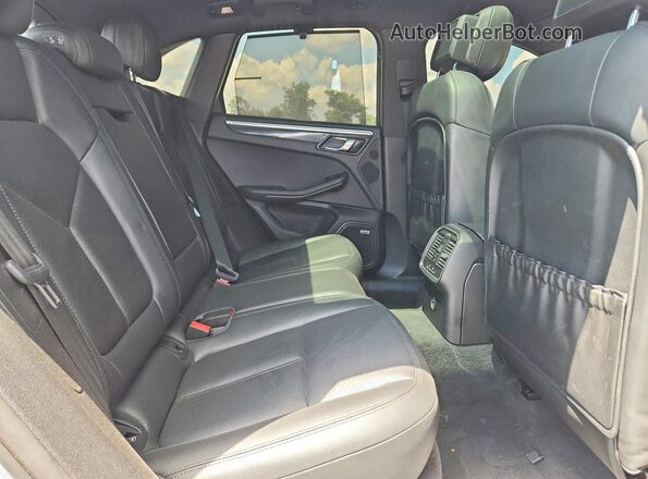 WP1AB2A55LLB33083 2020 PORSCHE MACAN Серебряный Вид задней части салона