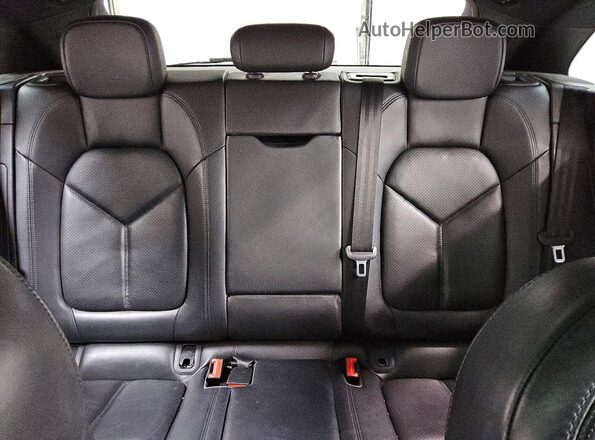 WP1AB2A56JLB36619 2018 PORSCHE MACAN White Vista de los asientos traseros