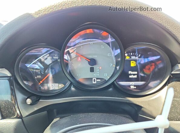 WP1AB2A57JLB32708 2018 PORSCHE MACAN White Vista del cuadro de instrumentos