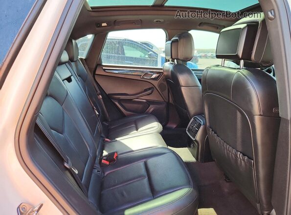 WP1AB2A57JLB32708 2018 PORSCHE MACAN White Vista de los asientos traseros