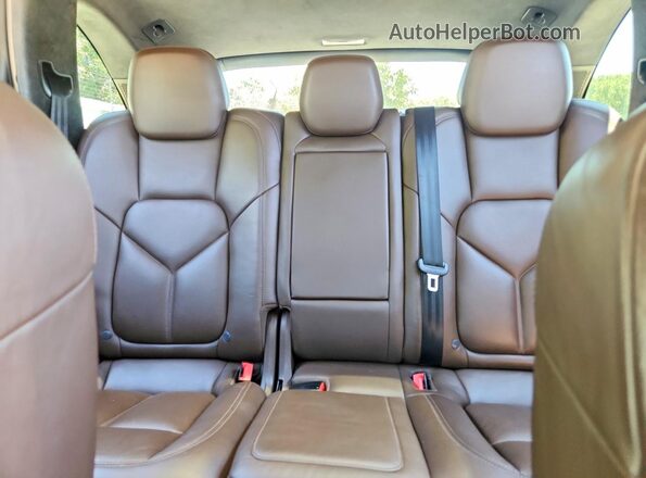 WP1AC2A26HLA93073 2017 PORSCHE CAYENNE Blue Вид задніх сидінь