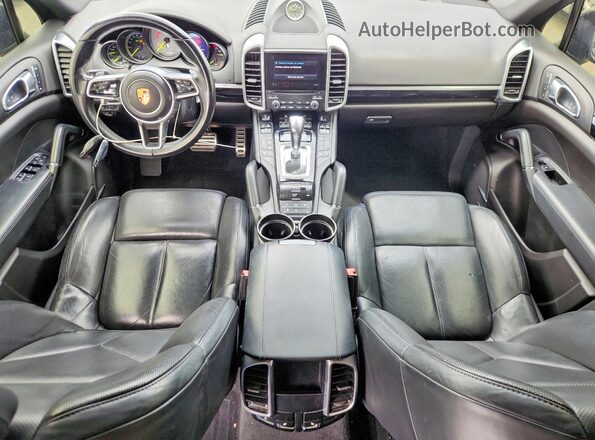 WP1AE2A20HLA70625 2017 PORSCHE CAYENNE Black Vista del salpicadero