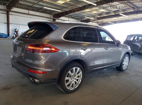WP1AE2A24GLA64261 2016 PORSCHE CAYENNE Brown Trasero derecho