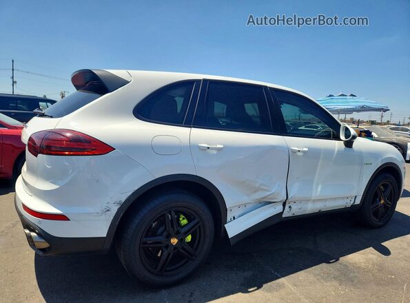 WP1AE2A26GLA62284 2016 PORSCHE CAYENNE White Rear right