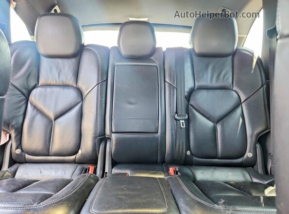 WP1AE2A26GLA62284 2016 PORSCHE CAYENNE White Rear seats view