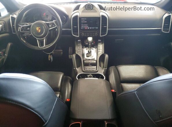 WP1AE2A29HLA70641 2017 PORSCHE CAYENNE White Vista del salpicadero