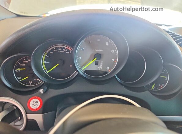 WP1AE2A2XGLA62742 2016 PORSCHE CAYENNE White Սարքավորումների վահանակի տեսք