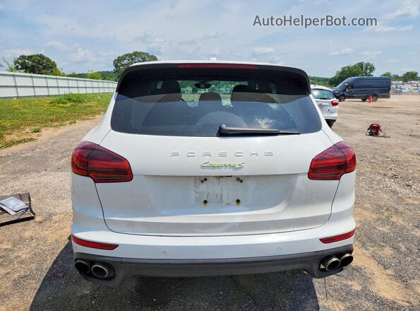 WP1AE2A2XHLA76075 2017 PORSCHE CAYENNE White Вид ззаду