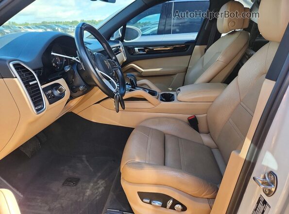 WP1AE2AY0KDA51269 2019 PORSCHE CAYENNE White Vista interior delantera