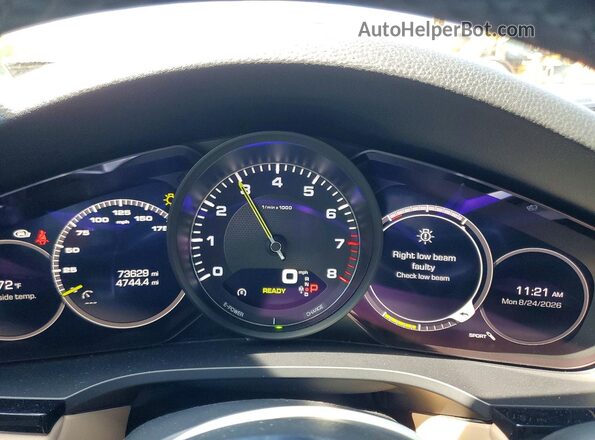 WP1AE2AY0KDA51269 2019 PORSCHE CAYENNE White Vista del cuadro de instrumentos