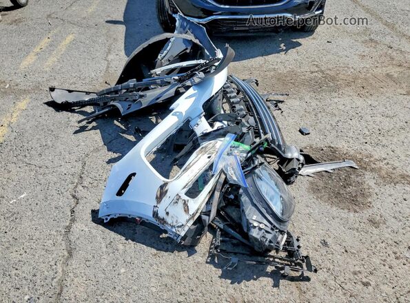 WP1AE2AY0KDA51269 2019 PORSCHE CAYENNE White Vista de la etiqueta del VIN