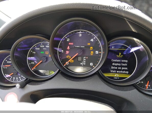 WP1AF2A22GKA41922 2016 PORSCHE CAYENNE Black Widok tylnych siedzeń