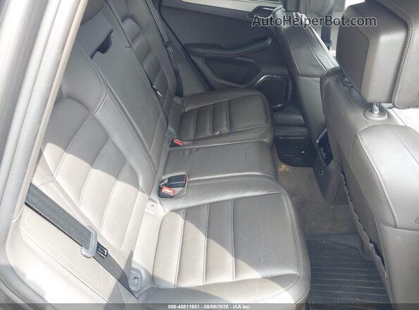 WP1AF2A55GLB93696 2016 PORSCHE MACAN Gray Widok naklejki z numerem VIN