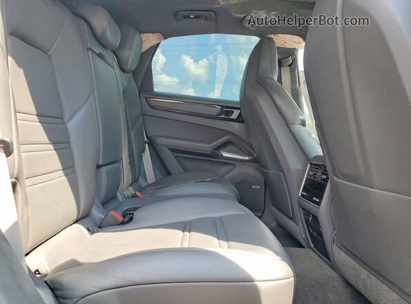 WP1AF2AY4KDA81551 2019 PORSCHE CAYENNE Gray უკანა სალონის ხედი