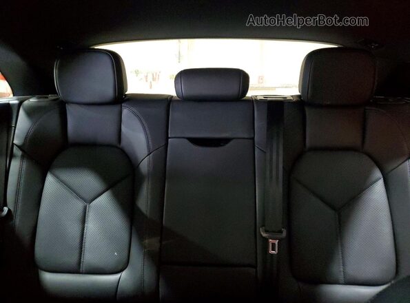WP1AG2A52NLB20151 2022 PORSCHE MACAN Черный Вид задних сидений