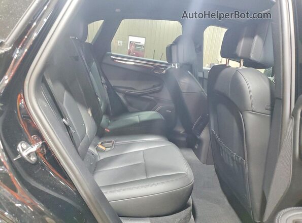 WP1AG2A52NLB20151 2022 PORSCHE MACAN Черный Вид задней части салона